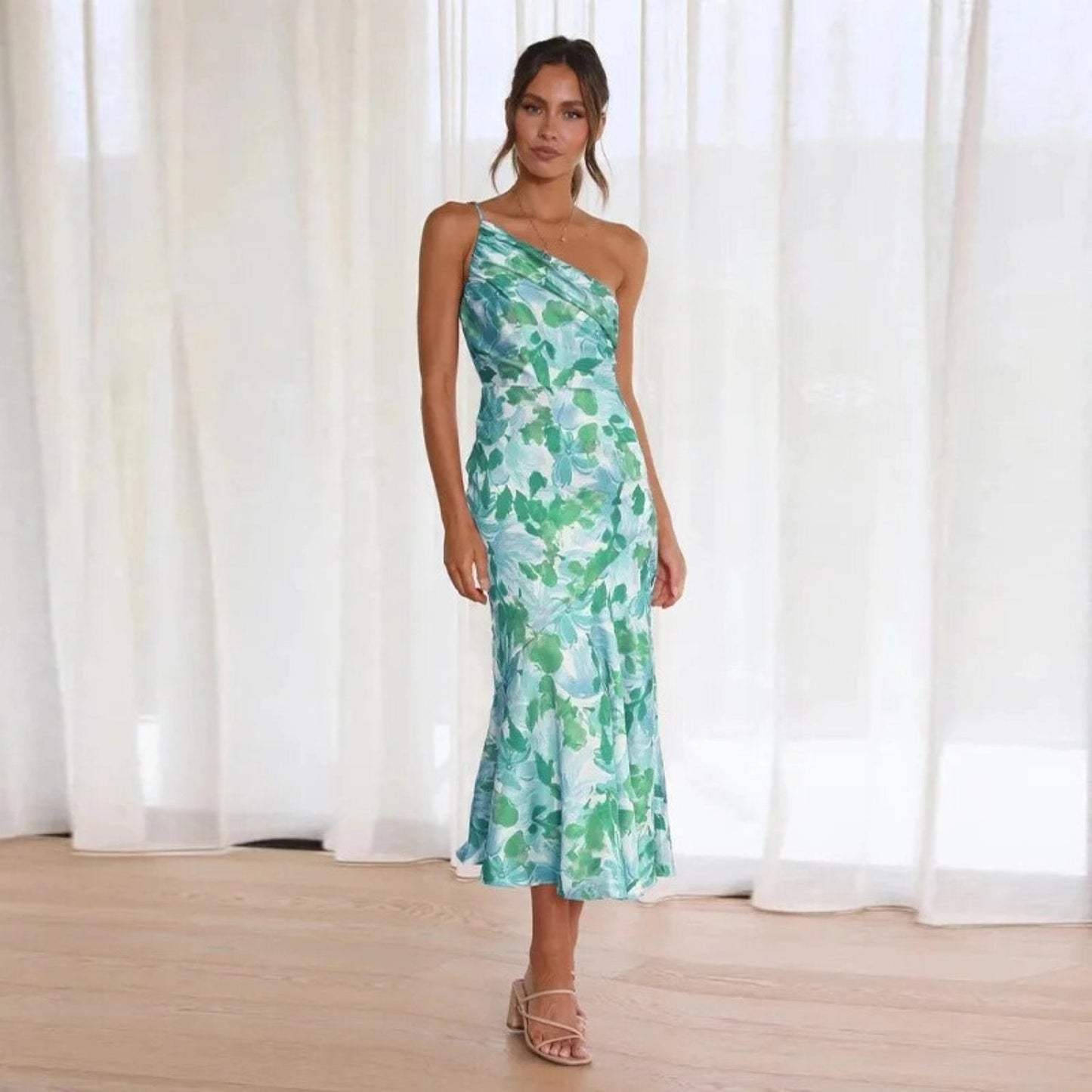 Sienna - Robe asymétrique à motifs floraux pour femme