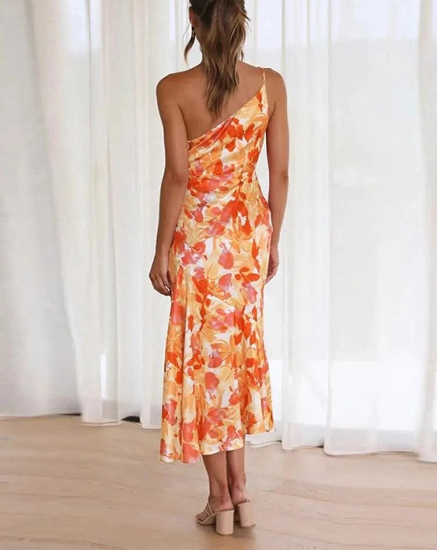 Sienna - Robe asymétrique à motifs floraux pour femme